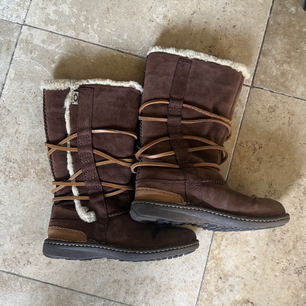UGGS catolina, tall winter boot size 5 excellent condition - Picture 6 of 13